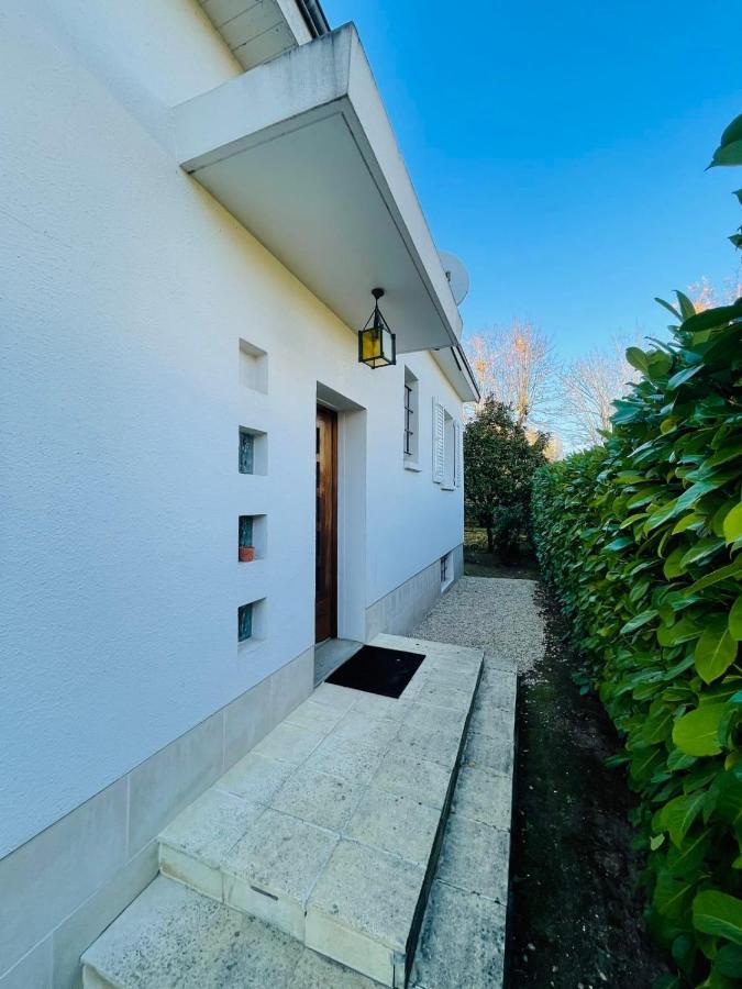 The House Of The Green Way A Charming Pied-A-Terre For Your Walks In Toura Joue-les-Tours Exterior photo